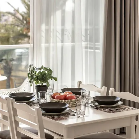 Somantonia Apartamento Protaras