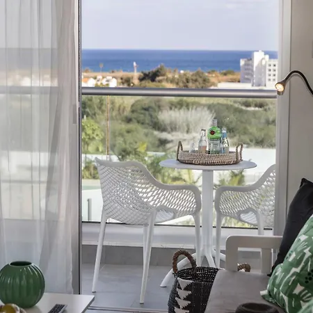 Somantonia Apartment