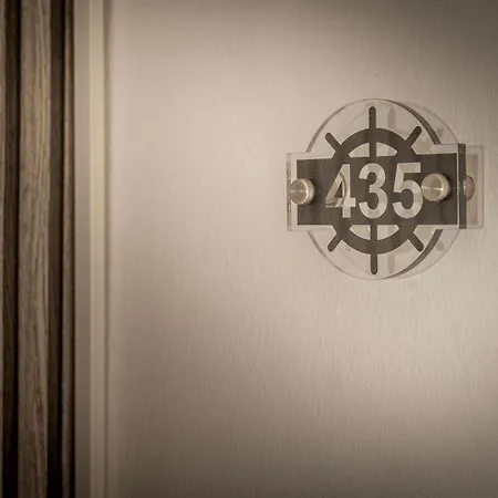 Somantonia Apartment *