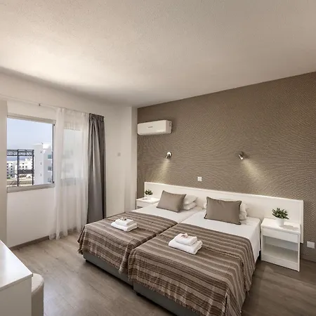 Somantonia Apartment *